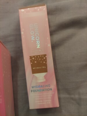    UNICORN GLOW HYDRATING FOUNDATION (GLOW LIKE A UNICORN ) # 09 toffee   
