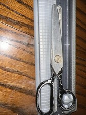 Vintage Pinking Shears By Del USA Made Aluminum with steel blades Lightweight