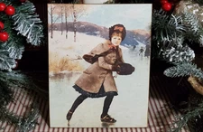 PRIMITIVE COLONIAL VINTAGE STYLE CHRISTMAS SKATE PORTRAIT GIRL LADY WOODEN SIGN