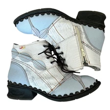 TMA Eyes Blue Leaf Ankle Boots SIZE 9 Fairy Boho Washed Leather Combat $160