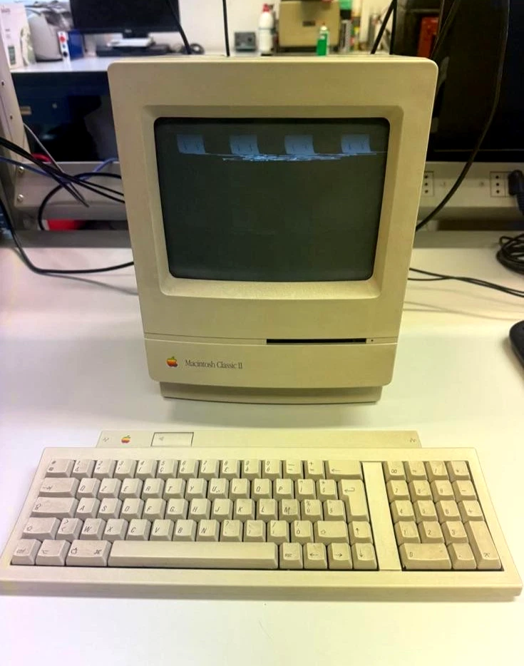 Apple Macintosh Classic Vintage Computers & Mainframes for sale