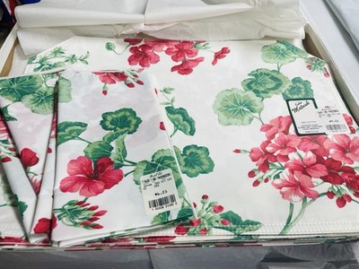 vintage placemats set of 6 John Matouk And Napkins