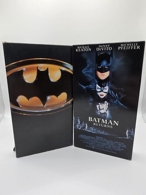 Batman VHS 1989 & Batman Returns VHS 1992 Bundle Jack Nicholson Michael Keaton