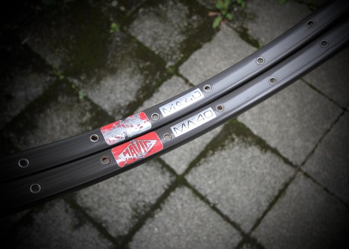 Mavic MA 40 Rims / Clincher 28" / 36 H / Charcoal / Red Silver #VELOWI