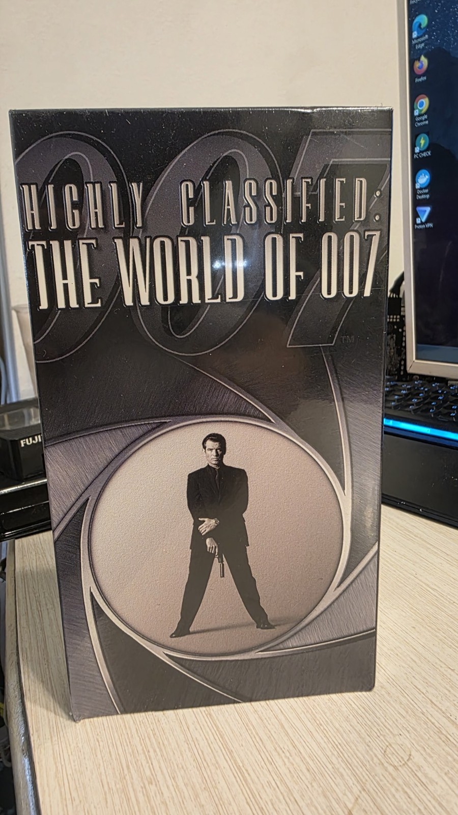 SEALED Highly Classified The World of 007 Promo VHS 1998 Tomorrow Never Dies MGM