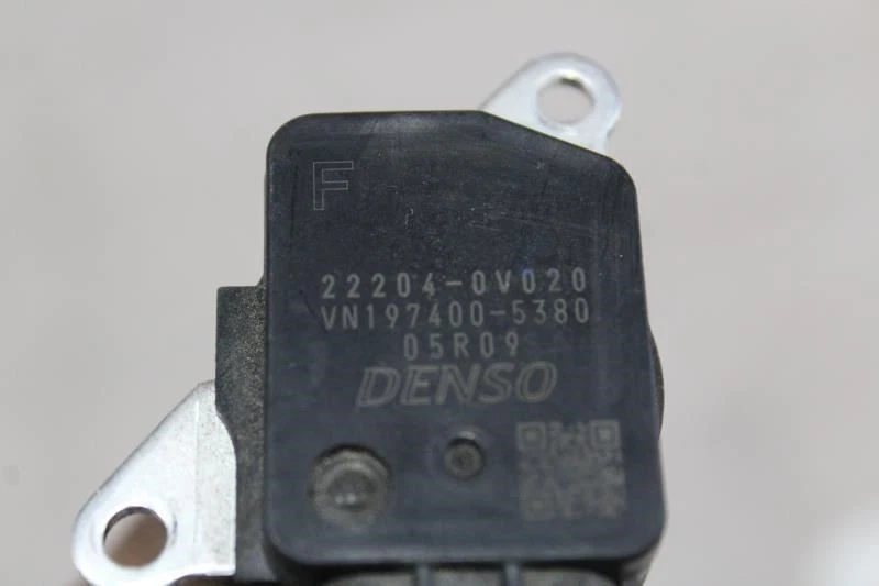 Sensor de flujo de aire másico Lexus GS350 2014 MAF 22204-0V020 Foto 4 de 4