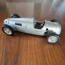 CMC Auto Union Type C 1936-1937 1:18 Scale Silver Diecast Model Car