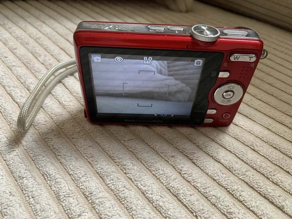 Kodak Easyshare M320 Digitalkamera rot (funktioniert) - Bild 2 von 4