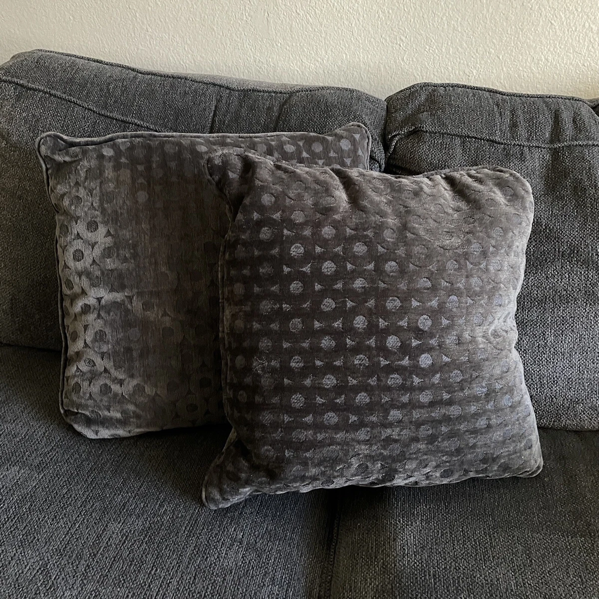 Throw pillows on dark cheap