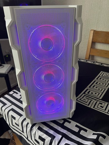 BRAND NEW! GAMING PC- AMD Radeon 7900XTX 24GB, Ryzen 7800X3D, 32GB DDR5, 1TB SSD - Picture 8 of 19