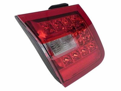 Left Inner Tail Light Assembly 2YCH42 for E350 E400 E550 E63 AMG 2013 2010 2011