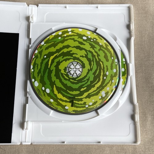 Rick and Morty: Season 3 (DVD 2017 2-Disc w/ Slipcover & Inserts) Adult Swim Com - Picture 9 of 12