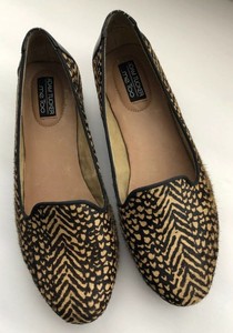 adam tucker me too shoes