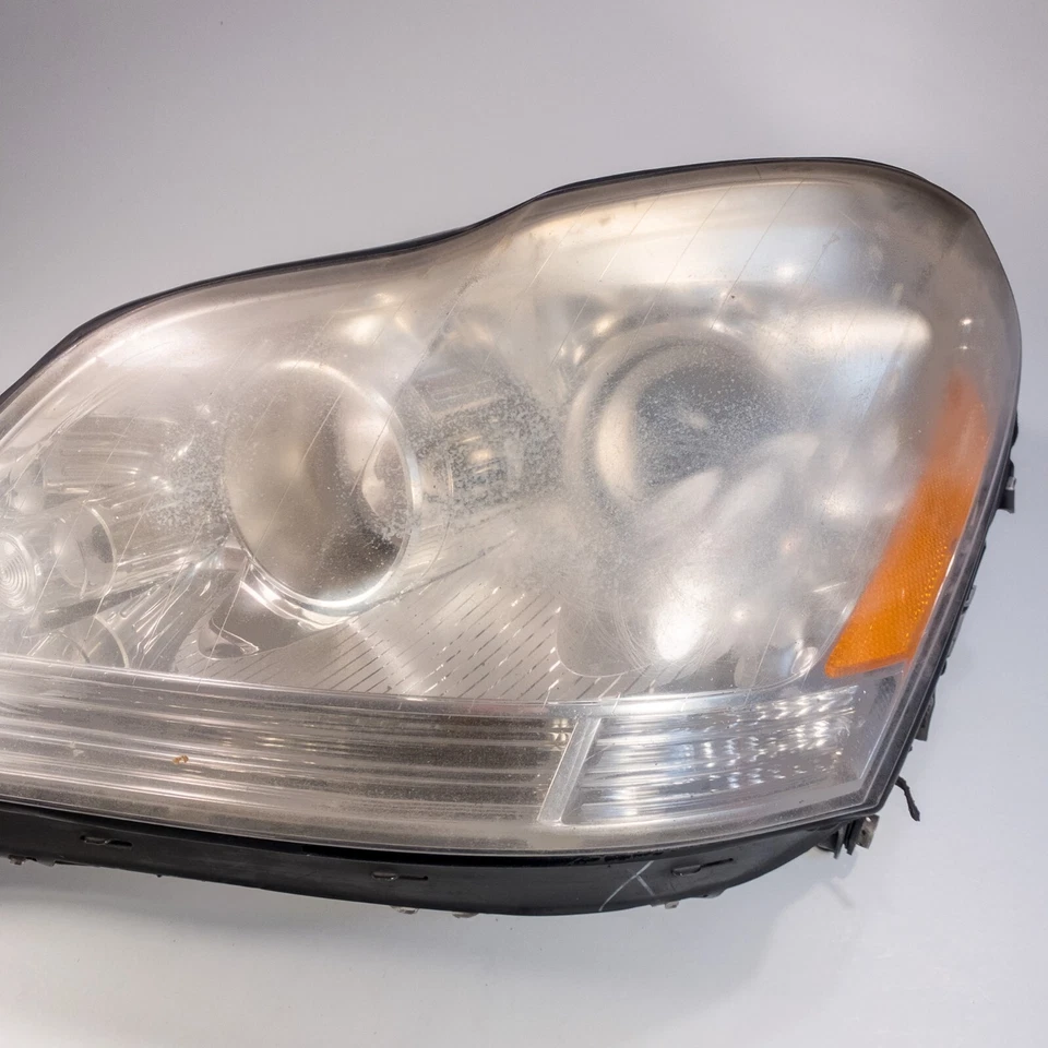 Faro lateral halógeno izquierdo conductor Mercedes Benz GL450 TYC 2007-2012 20938200 Foto 3 de 4