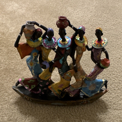 Design Toscano Women in Canoe Boat Figurine, Multicolor Resin, QL-17897