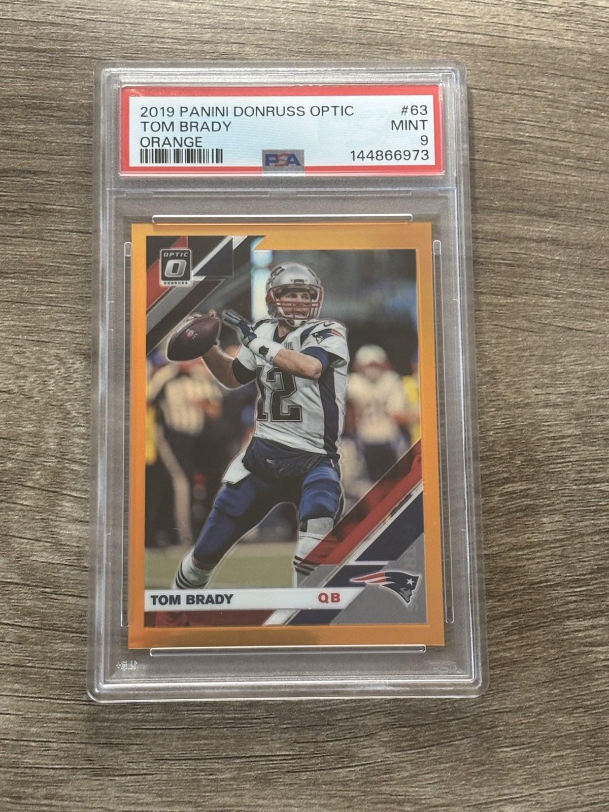 2019 Panini Donruss Optic Tom Brady Orange /199 PSA 9