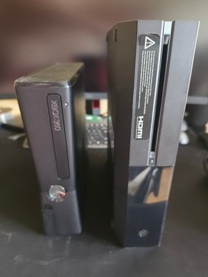 2x Xbox 360/ONE Gebraucht   in gutem Zustand
