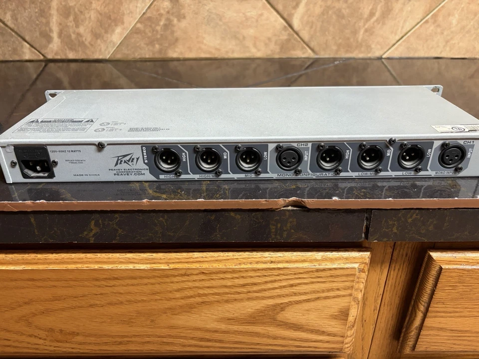 Peavey PV35XO 3-Way Crossover Stereo - Image 3 of 3