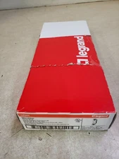 x10 - Legrand radiant Self-Grounding Tamper-Resistant Outlet 885TRSW White