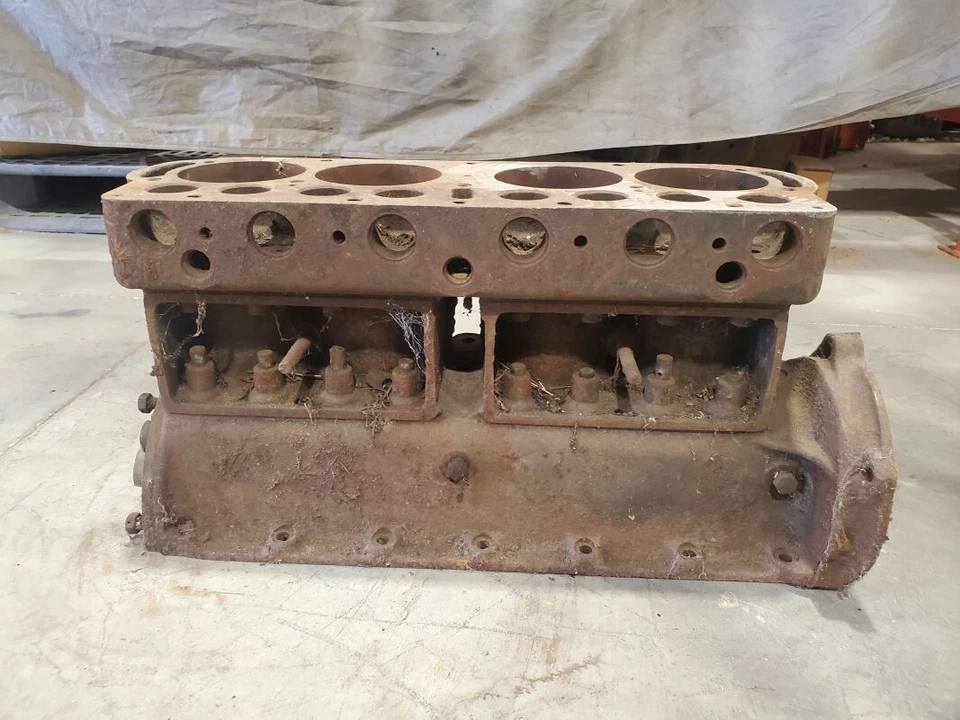 Bloque motor Ford Modelo T 1916 4 cilindros 1097566 Foto 4 de 4