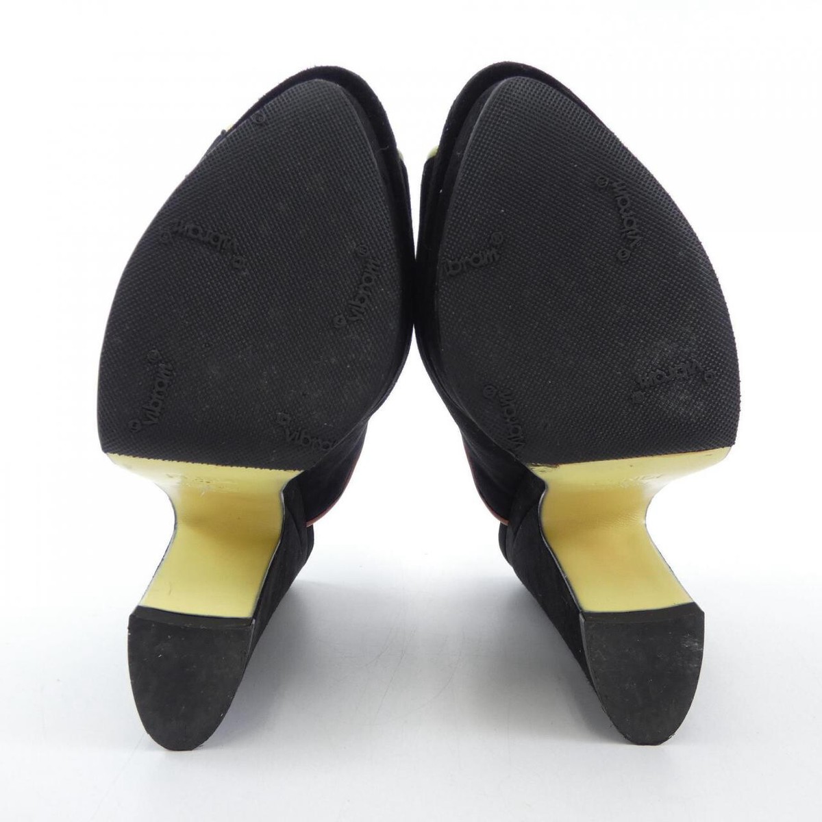 Fendi Size 35 Women's Platform Slip On Mules Suede Sandals