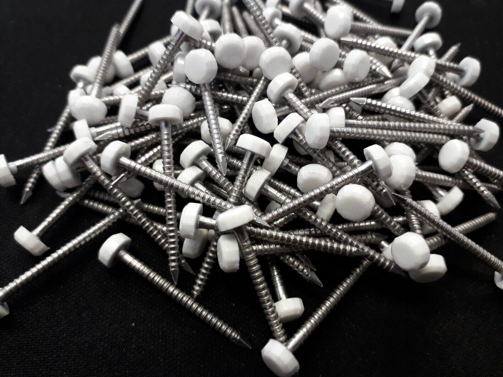 White UPVC 40mm Poly Top Pins Plastic Headed Fascia Fixings (Box of 250)