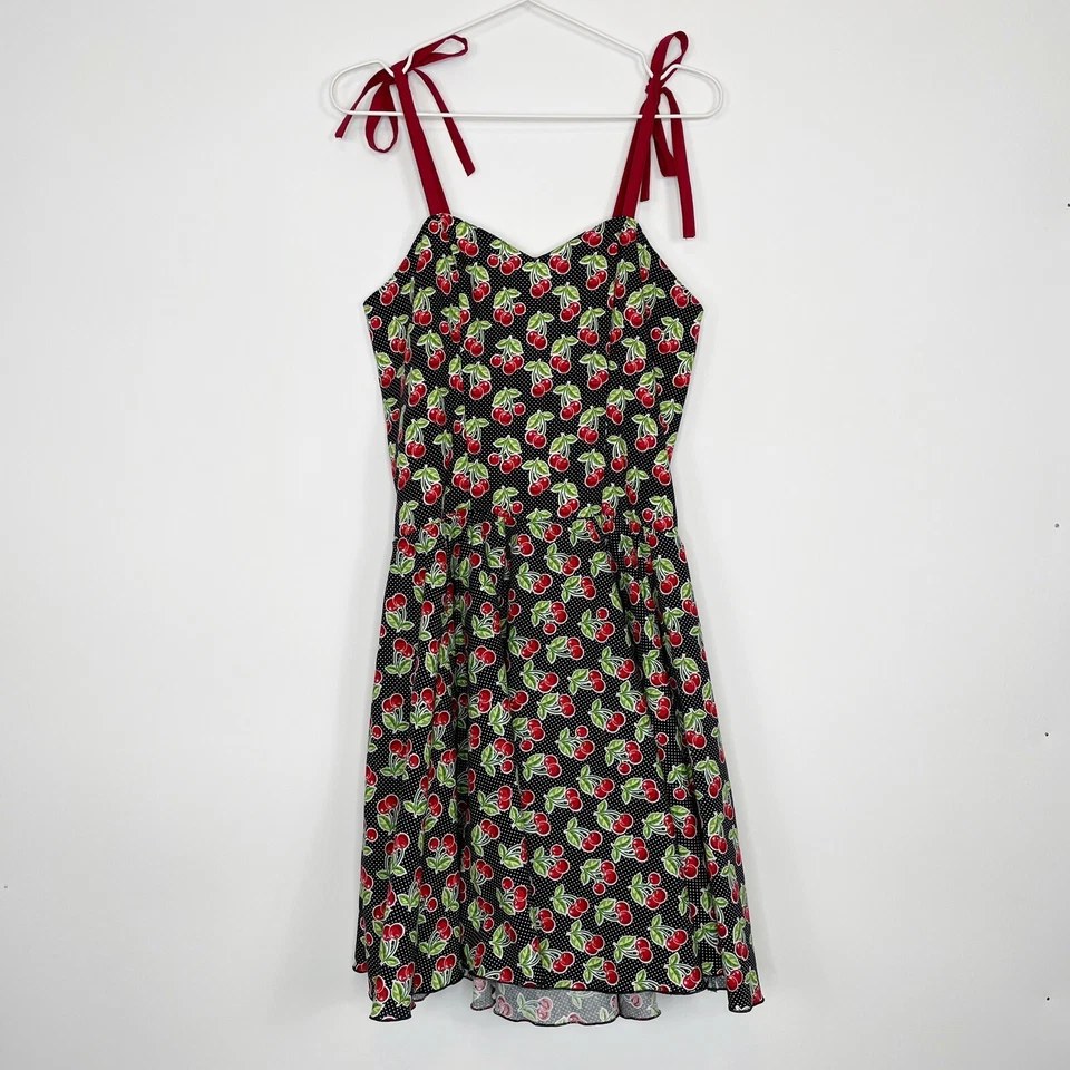 Vestido Hecho a Mano con Cordones Talla XS Cereza Lunares Rockabilly Retro Pinup Corbata Correa Foto 2 de 4