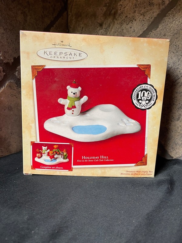 HALLMARK Keepsake 2002 Hollyday Hill 100th Anniversary of the Teddy Bear Holiday