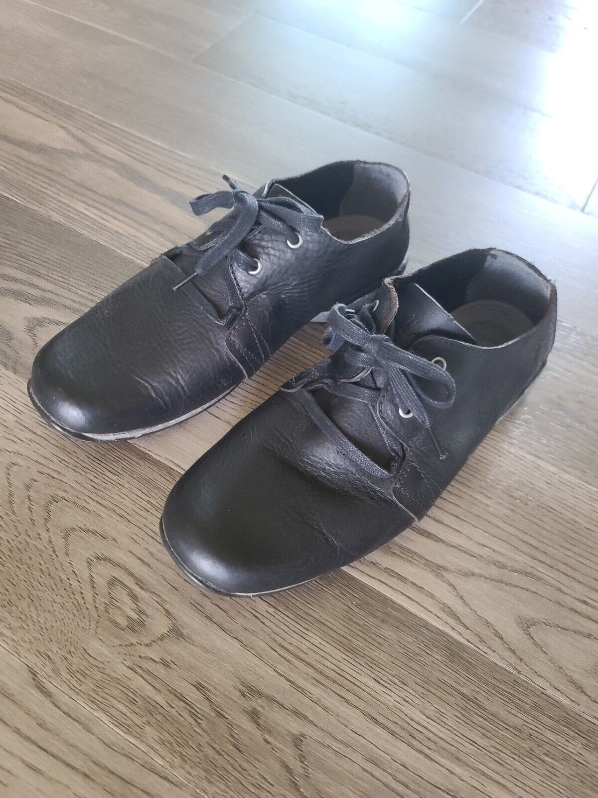 DR. MARTENS 8061 Leather Casual Shoes Men’s 9 M - image 1