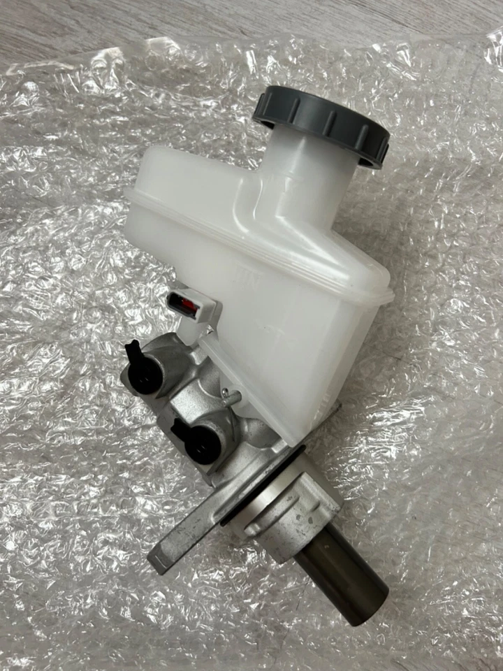 maitre cylindre de frein pour Suzuki Grand vitara avec ABS 51100-65J00 - Photo 3/4