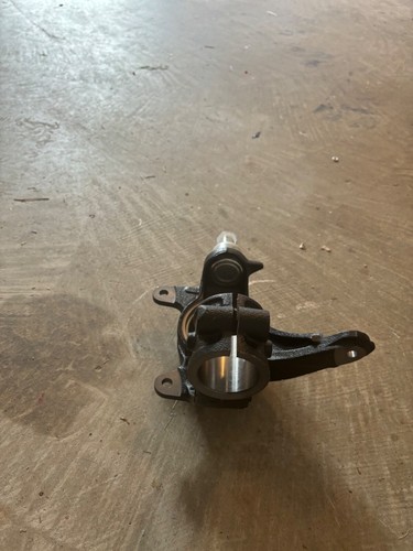 Genuine Honda Steering Knuckle 51215-T2A-K01 2013-2017 front left/driver - Picture 4 of 5