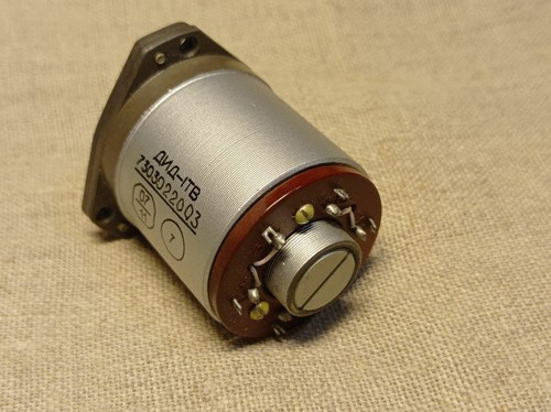 DID-1TV (ДИД-1ТВ) motor bifásico de aviación 1W, 18000 rpm - Imagen 2 de 8