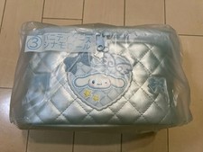 Sanrio winning lottery winning lottery cinnamon vanity case