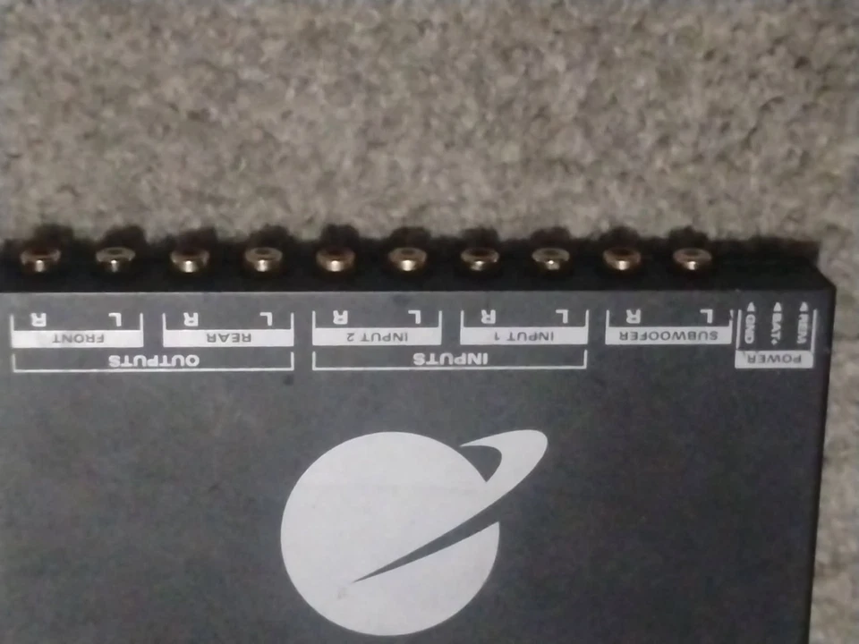 Planet Audio PEQ10 Car Equalizer - 4 Band, Pre-Amp, Half Din, Subwoofer Outpu... - Image 3 of 4