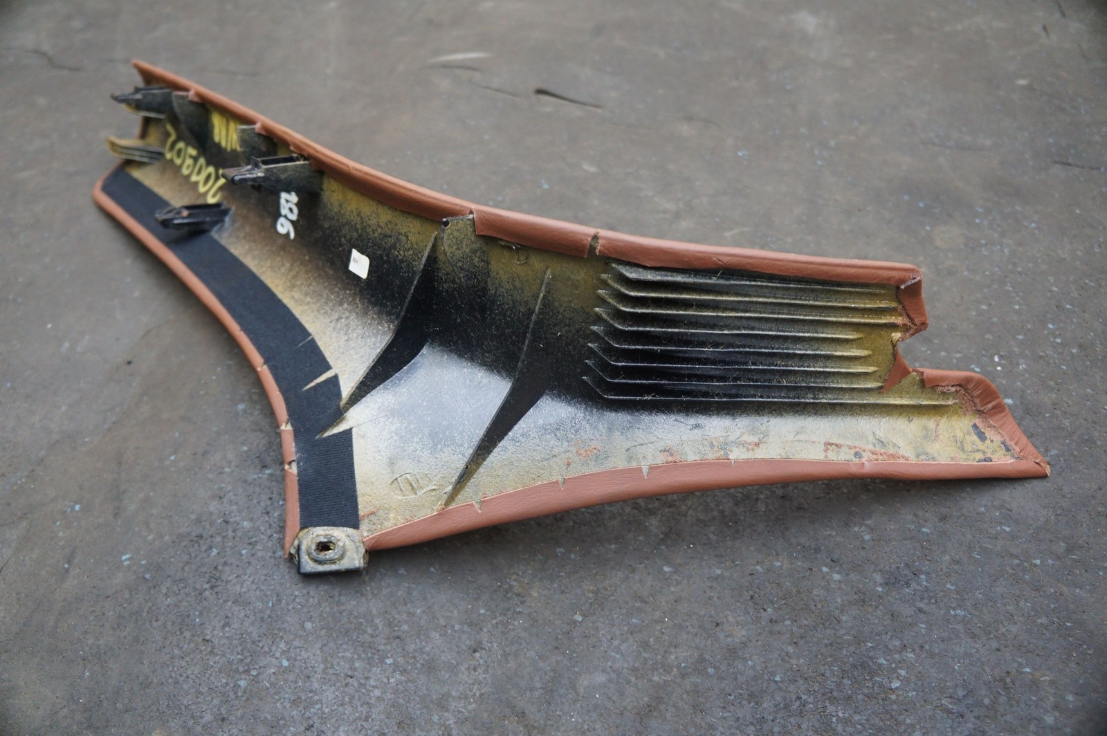 Rear Right Rearward Door Sill Plate AD43-13220-ABW OEM Aston Martin Rapide 2010