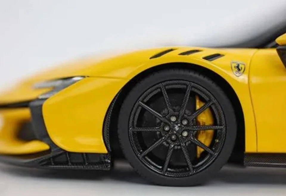 Modellino Auto BBR Models 1/18 Ferrari SF90 XX stradale Giallo Modena Italian... - Immagine 4 di 4