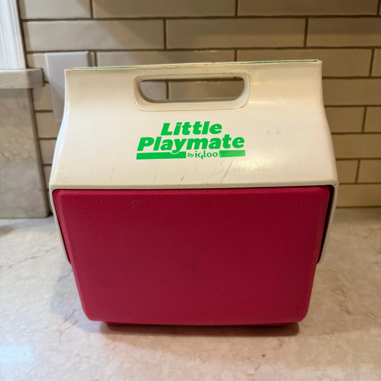 Vintage Cherry Pink Little Playmate by Igloo Push Button Drink Picnic Cooler O6