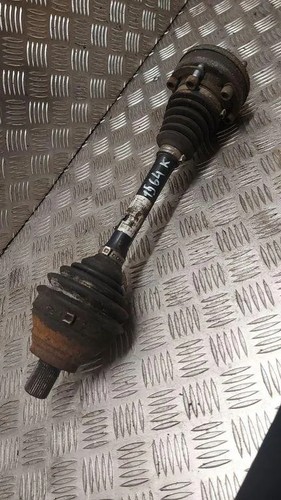 VW PASSAT B6 3C2 Antriebswelle vorne links 1.97 Diesel 103kw 2007 32010617