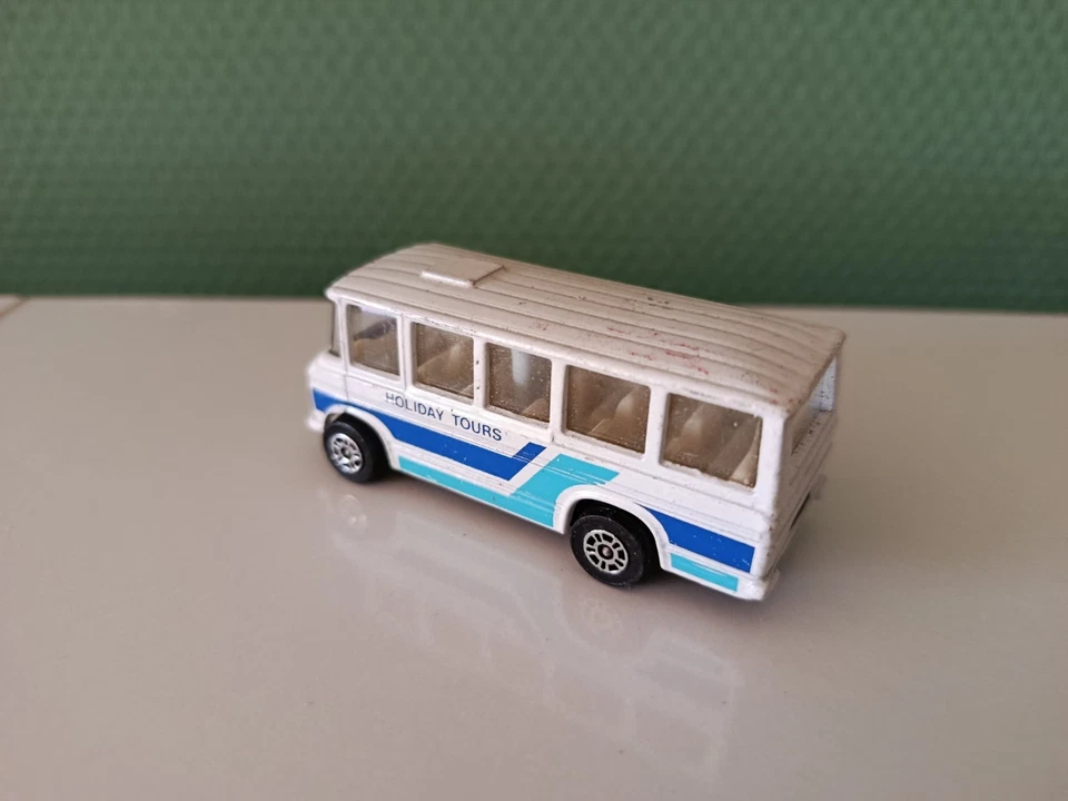 Hot Wheels made in Great Britain - MERCEDES BENZ BUS - Photo 2/2
