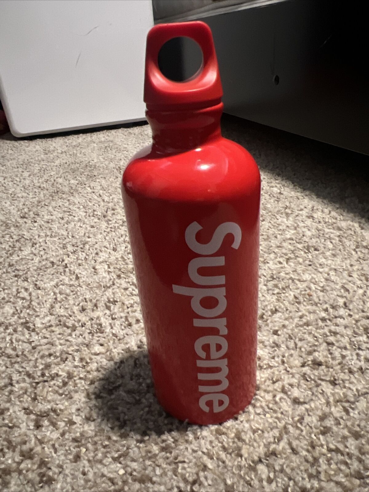 Supreme SIGG Traveller 0.6L Water Bottle Red (SS23) - SHIPPED