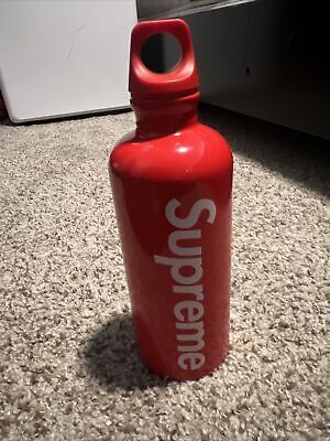 Supreme SIGG Traveller 0.6L Water Bottle Red (SS23) - SHIPPED | eBay