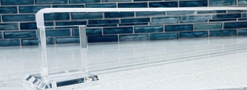 Mid Century Modern Lucite Acrylic Wall Towel Bar Contemporary Modern Clear 24” - Picture 14 of 24