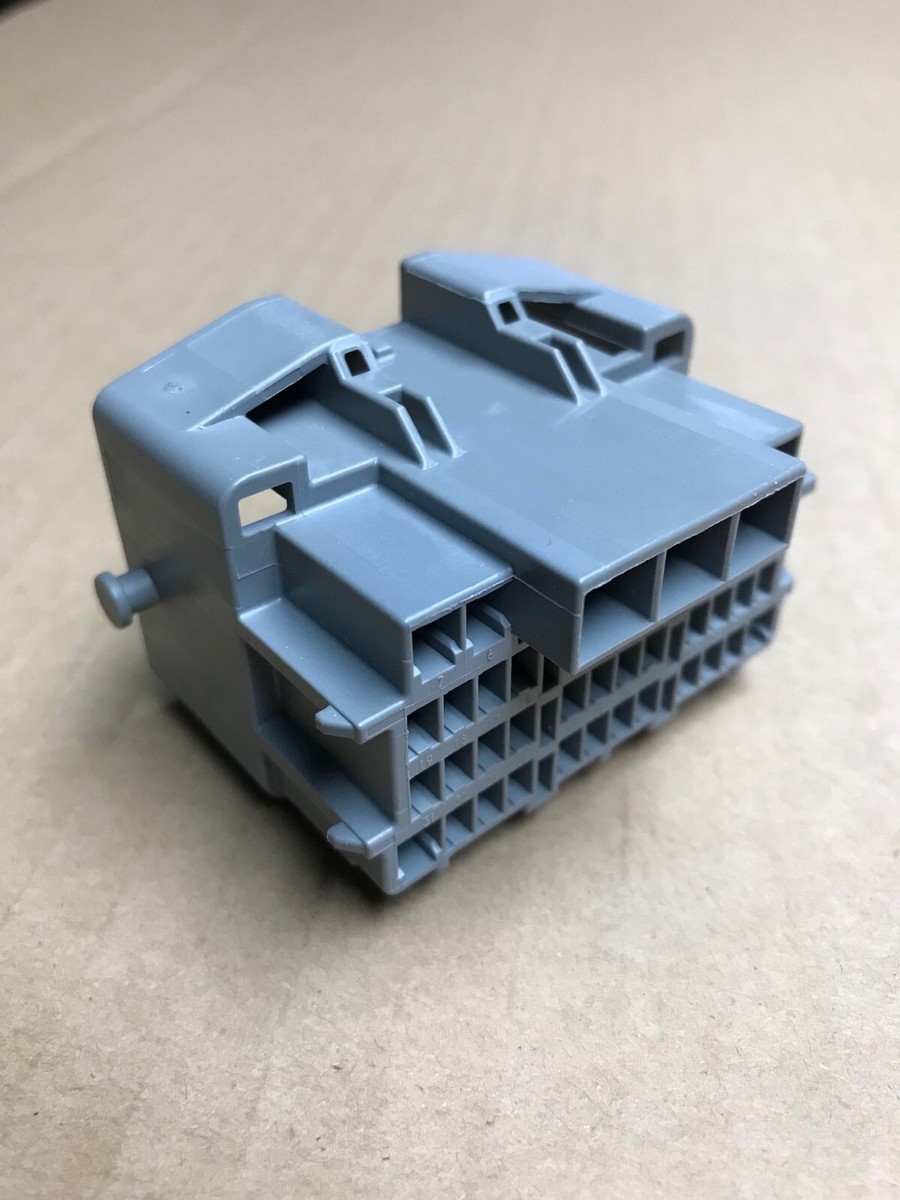 Lot of 2 Pcs Yazaki 7282-4192-40 Connector (43-Way M YESC) - BRAND