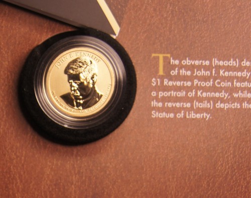 Juego de monedas y crónicas John F Kennedy 2015 como nuevo de Estados Unidos OGP/COA con folleto - Imagen 4 de 8