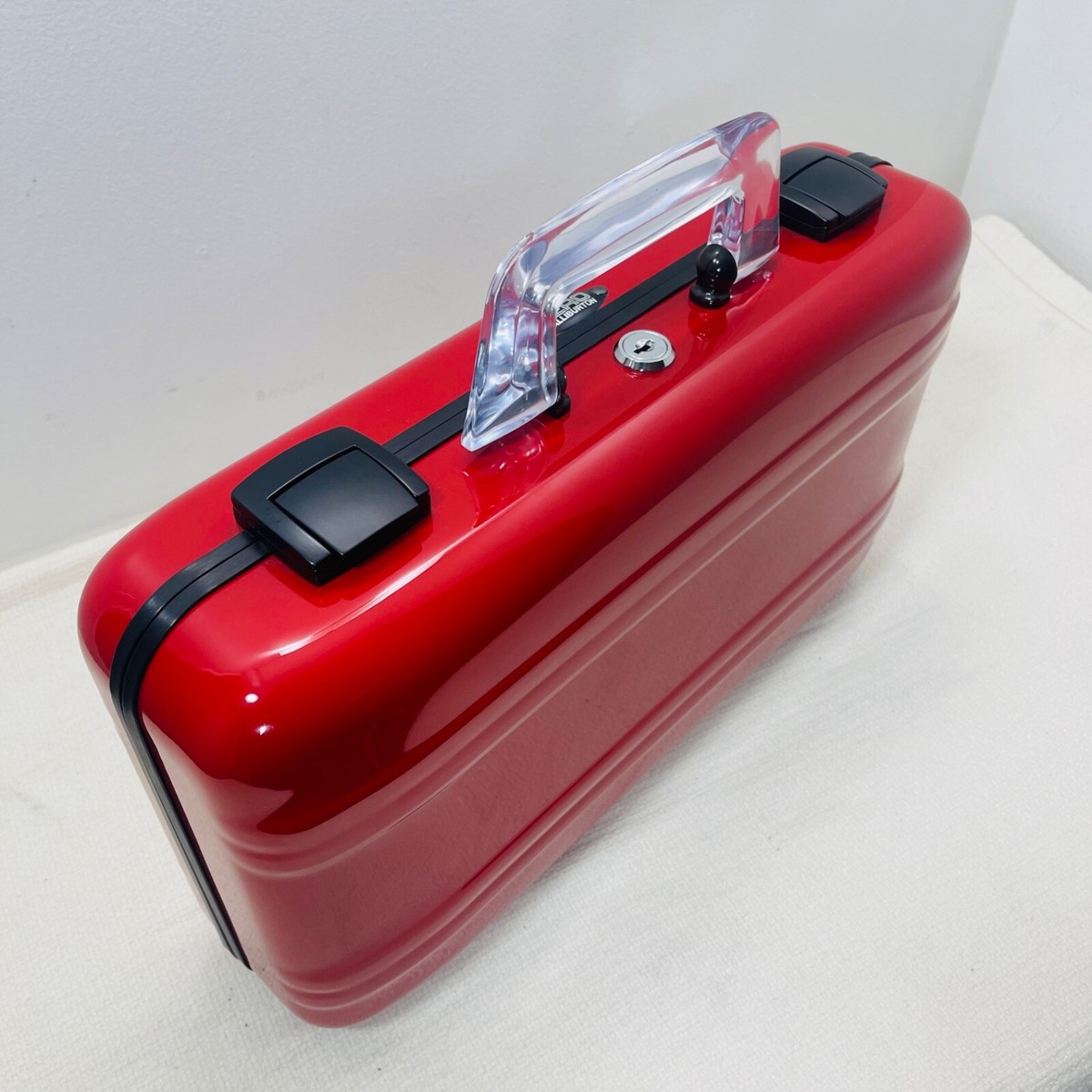 Limited to 5 NEW Zero Halliburton PC-MICA-XR Aluminum Purse Case