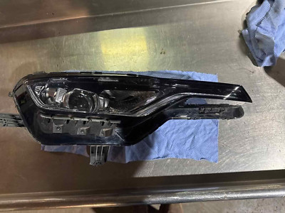 19-23 Chevrolet Camaro Passenger RH Headlight Assembly LT, LT1, SS w ...