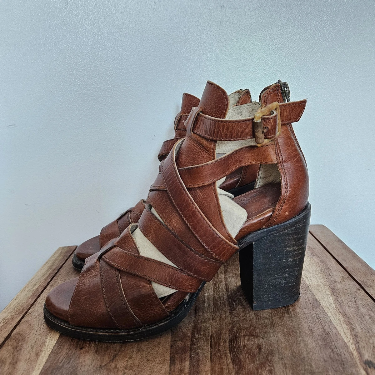 Freebird Women’s Copper/Brown Leather Sandals Freebird Sandals Deals - New and used pre-owned Finds | Mercari main image 4
