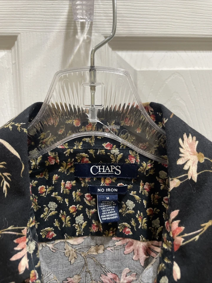 Blusa Camisa Para Mujer CHAPS Sin Plancha Talla M Preciosa Blusa Roja Negra Floral Botón Foto 2 de 3