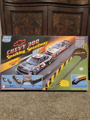 MARCHON HO - Chevy 300 Sparking Speedway - Racing Set