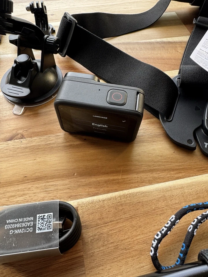 GoPro Hero11 Black Hero 11 + Suction Cup + Chest Mount + HandleBar+ (1) - Image 4 of 4